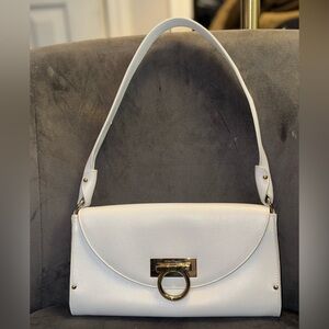Value $890 White leather Salvatore Ferragamo Monica bag
